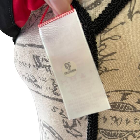 DaKine Red And Black Triangle Bikini Top Size Small NWOT - Picture 4 of 4